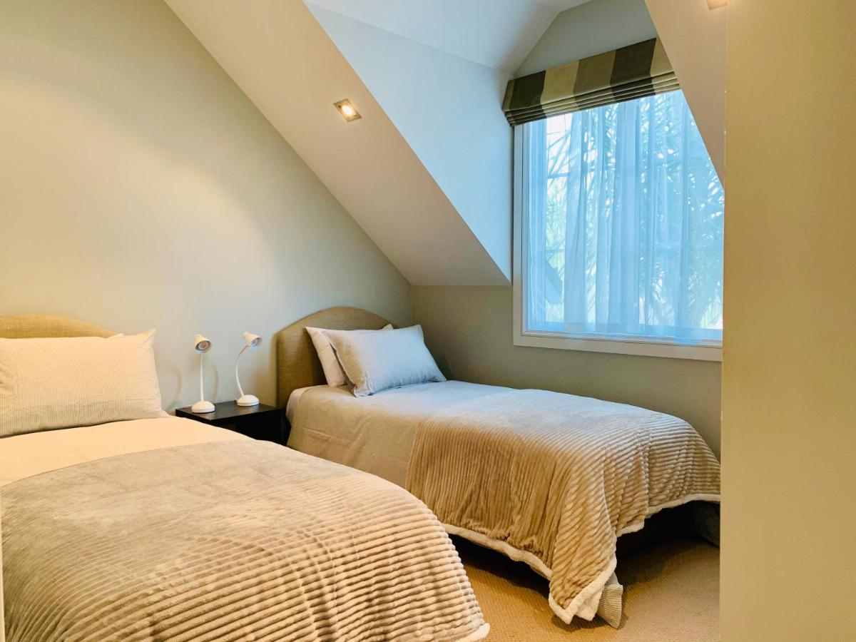 Tinkerbell Cottage 2-4 Bedroom- Russell Cottages Collection المظهر الخارجي الصورة