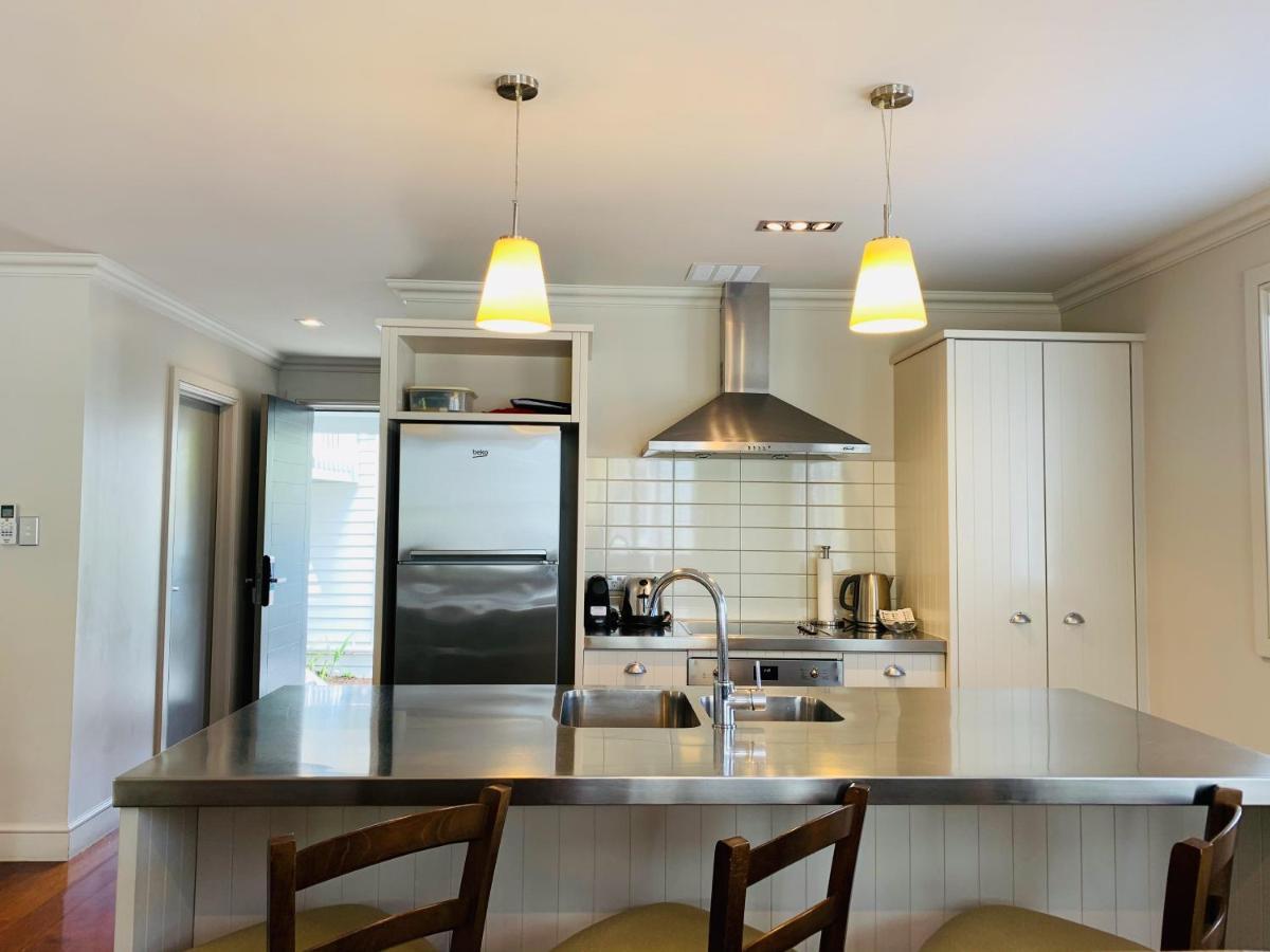 Tinkerbell Cottage 2-4 Bedroom- Russell Cottages Collection المظهر الخارجي الصورة